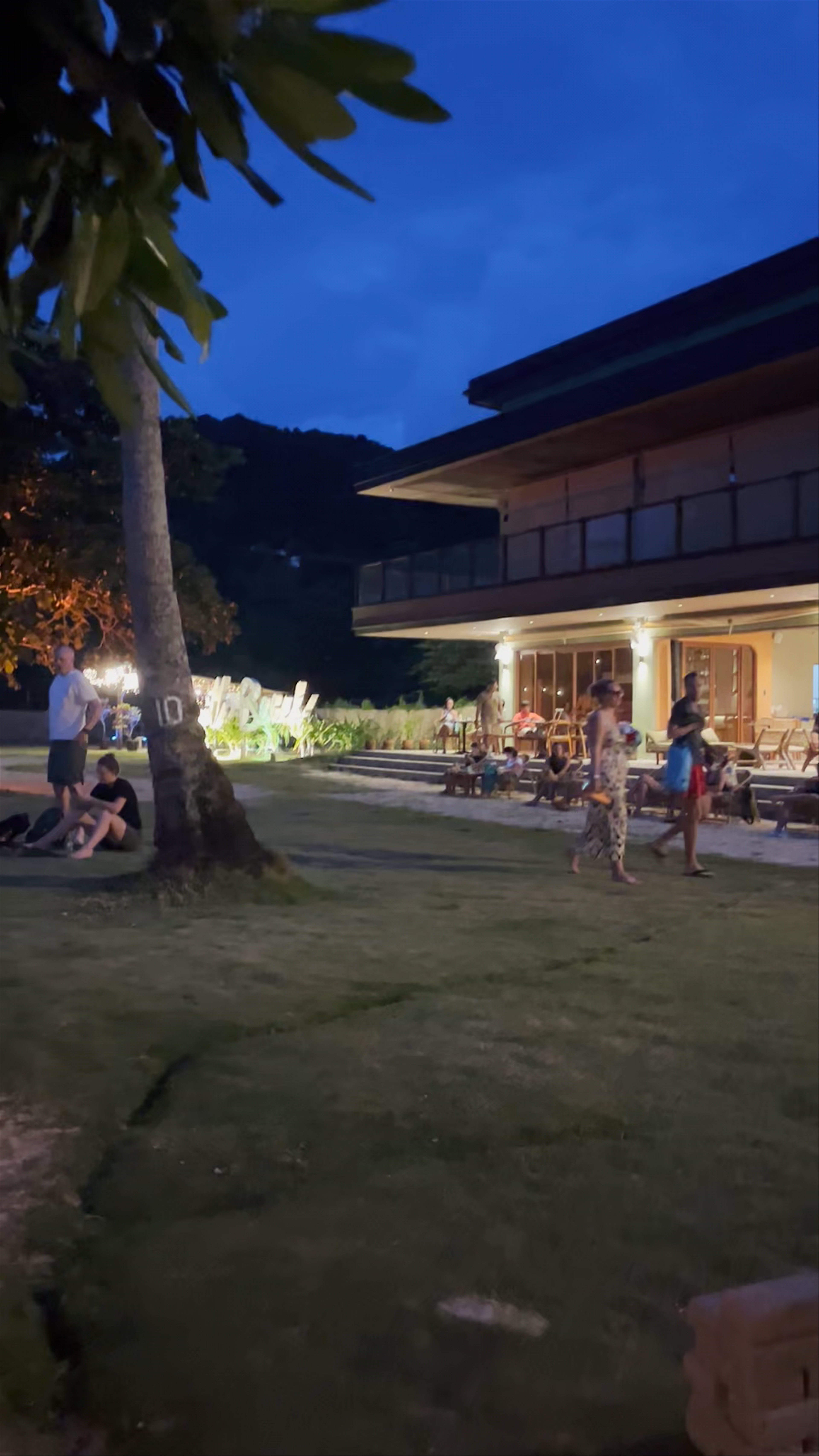 Maremegmeg Beach Club