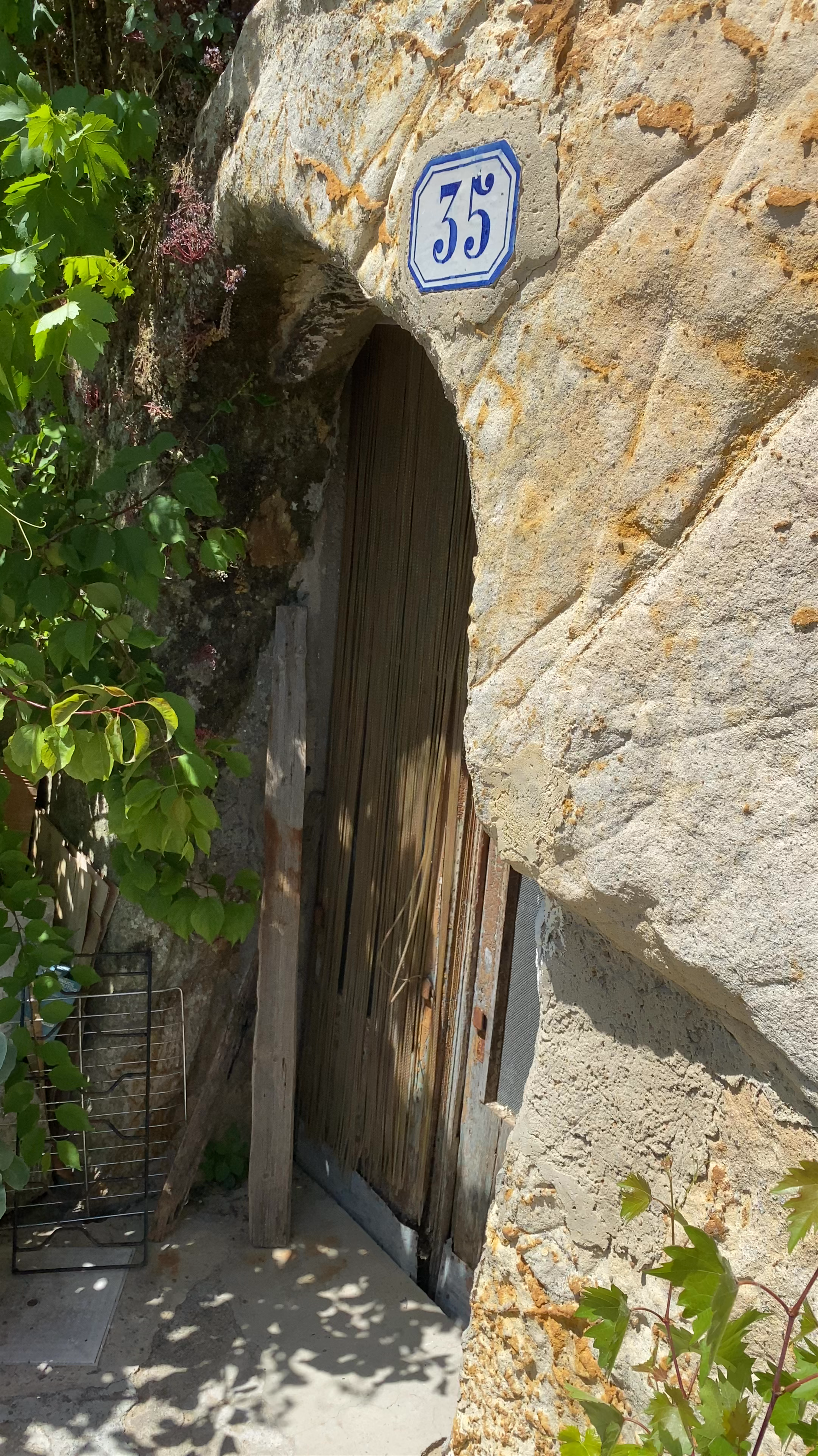 Grotte di Sperlinga