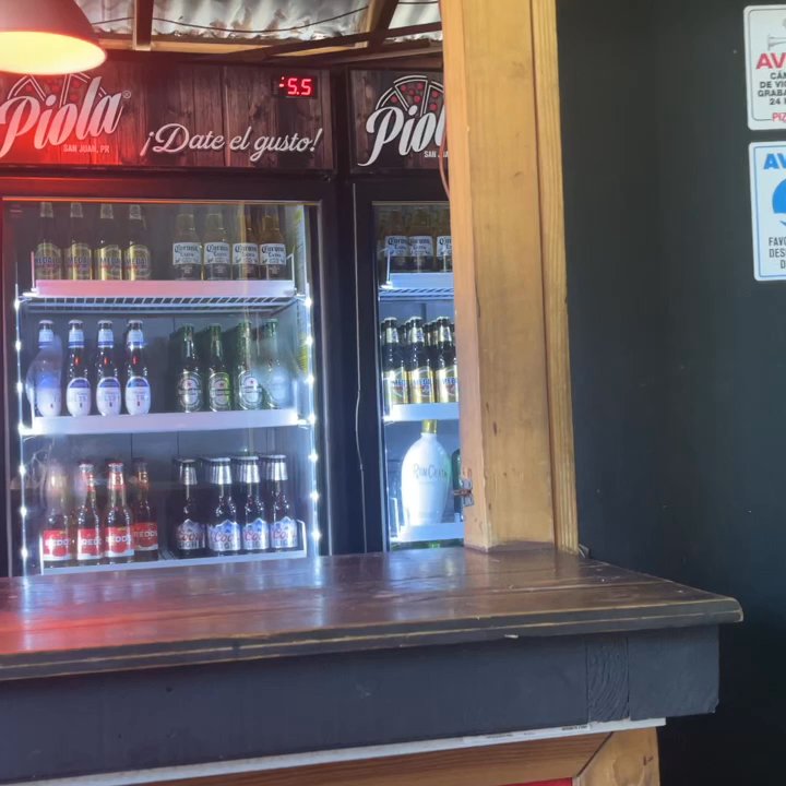 Piola Express - Outsideseat Bar and Patio - Pizza Near Me - San Juan, Puerto Rico