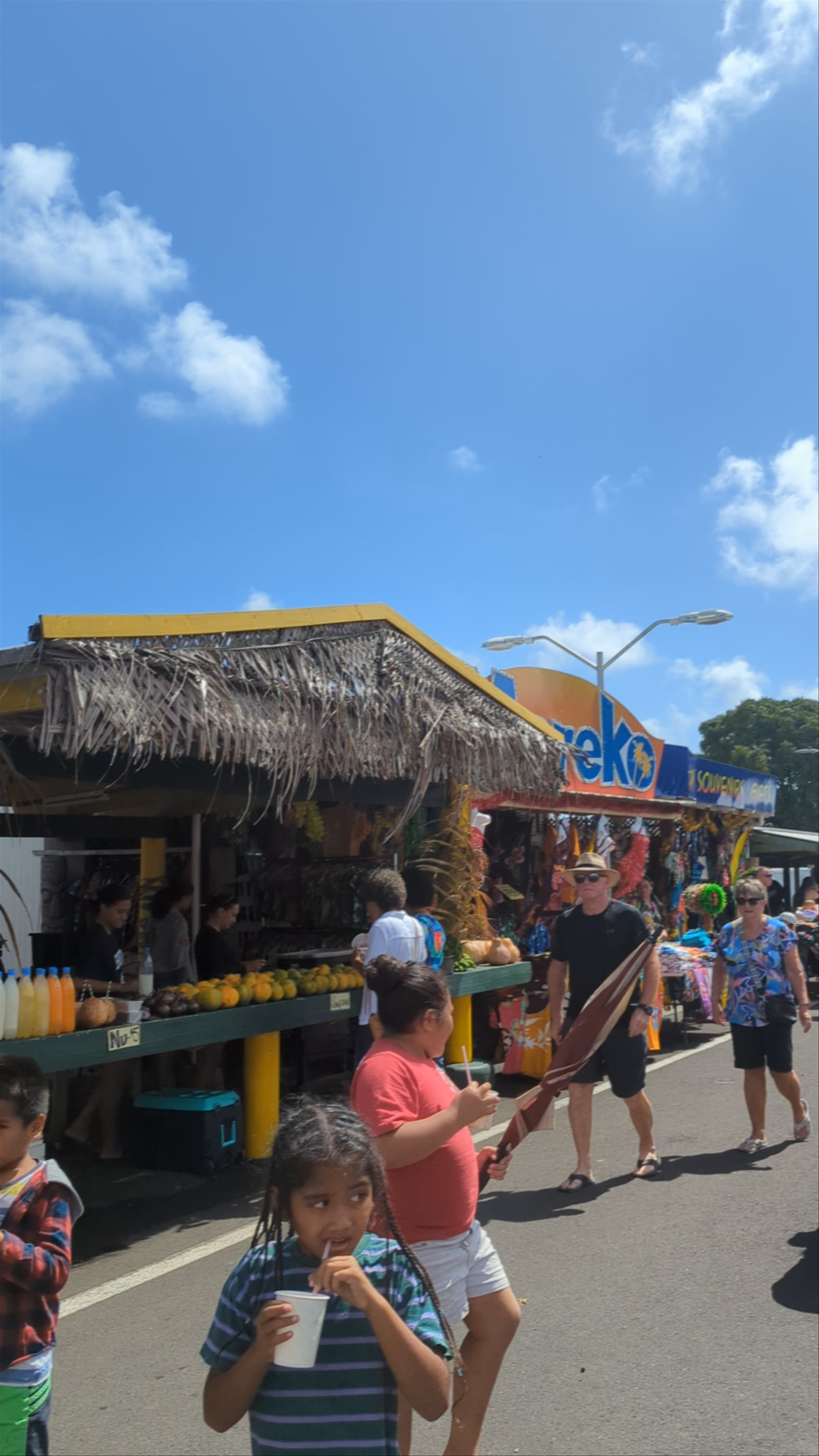 Punanga Nui Market
