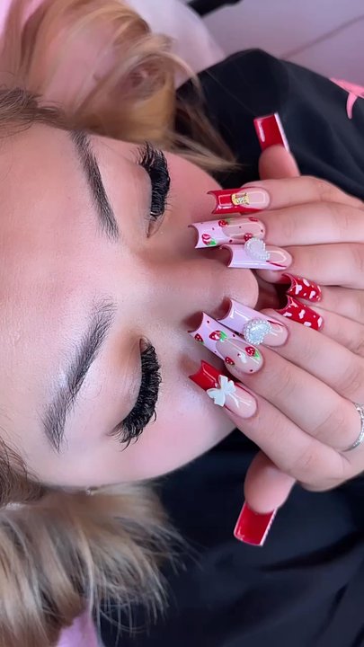 Teeh Beauty - Wispy sets are my go to ‍ - Eyelash Service Near Me - Hesperia, California