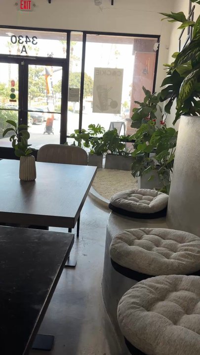 Feng Cha - Modernized feng shui boba spot, inviting - Bubble Tea Near Me - Riverside, California