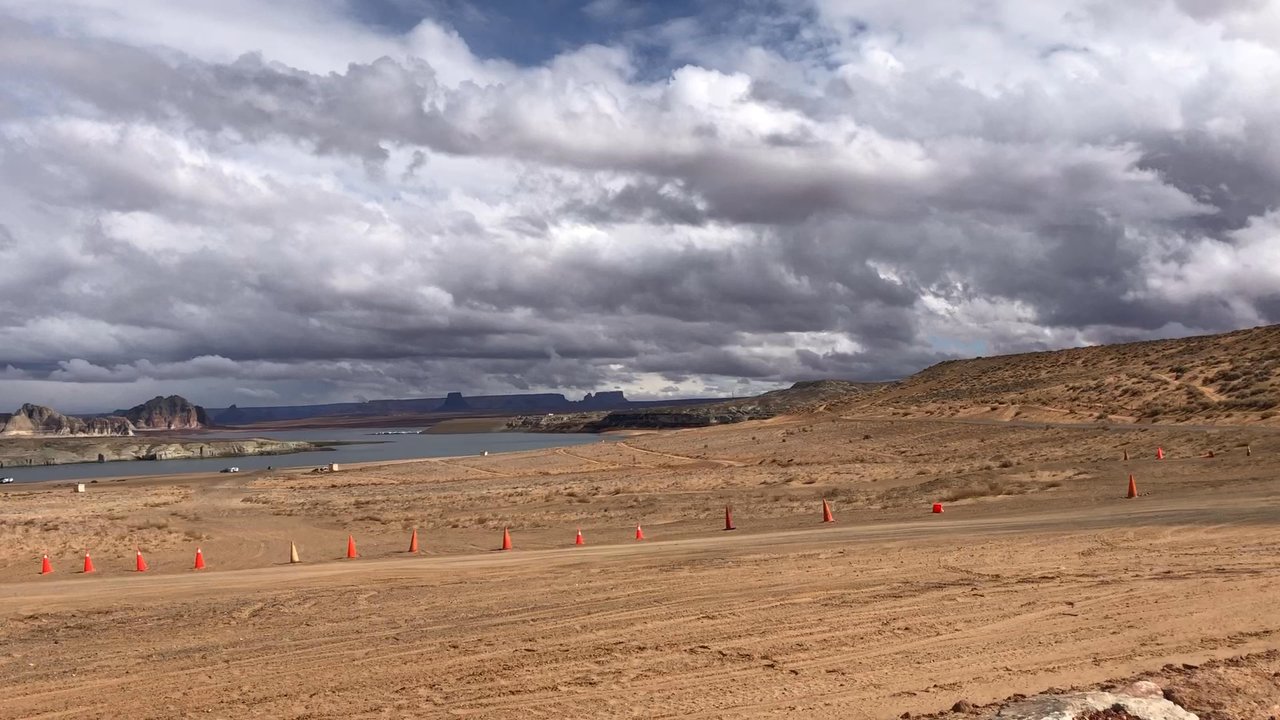Lone Rock - Lone Rock - Beaches Near Me - Big Water, Utah