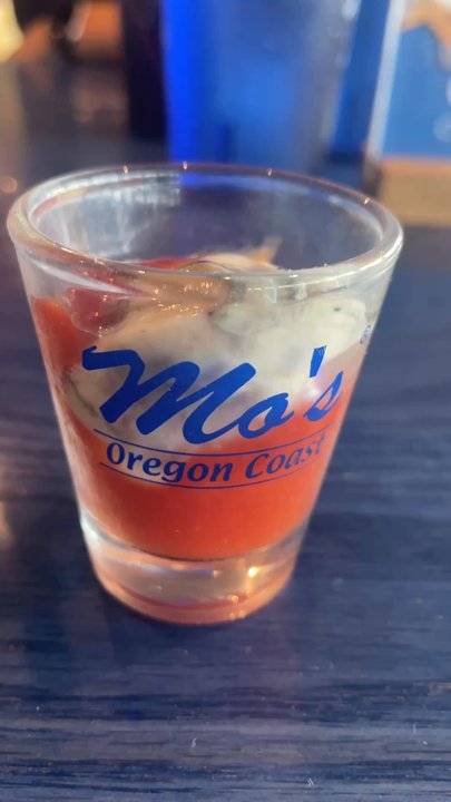 Mo's Seafood & Chowder - Oyster shot!! Soooo damn good. - Seafood Near Me - Cannon Beach, Oregon