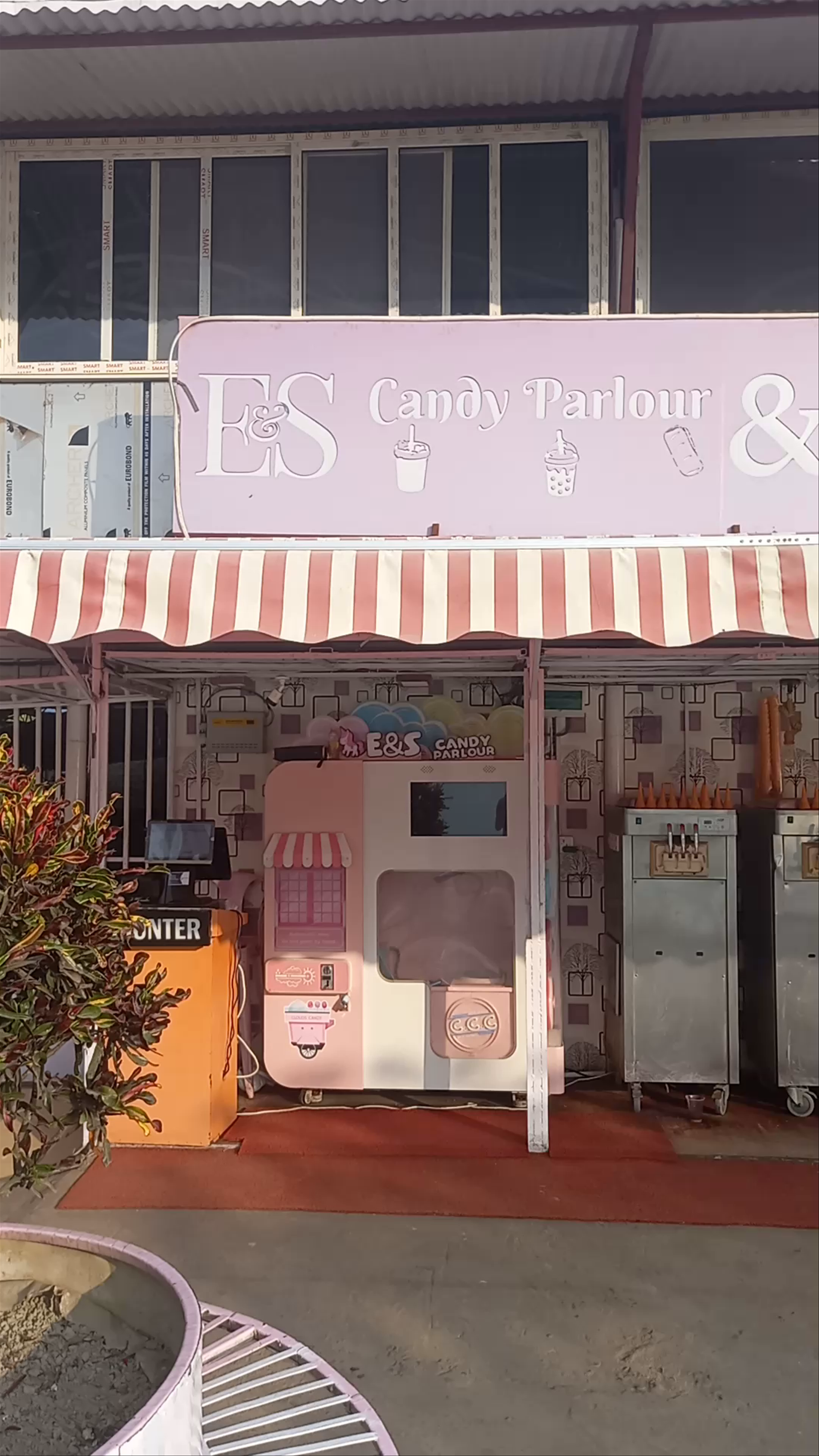 E&S Candy Parlour & Food Mania