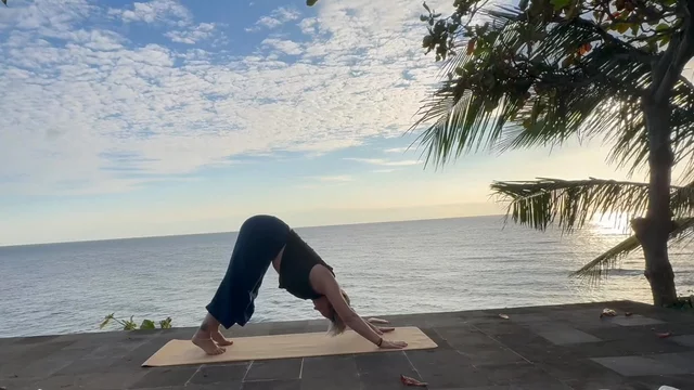 Gentle flow Amed sea 