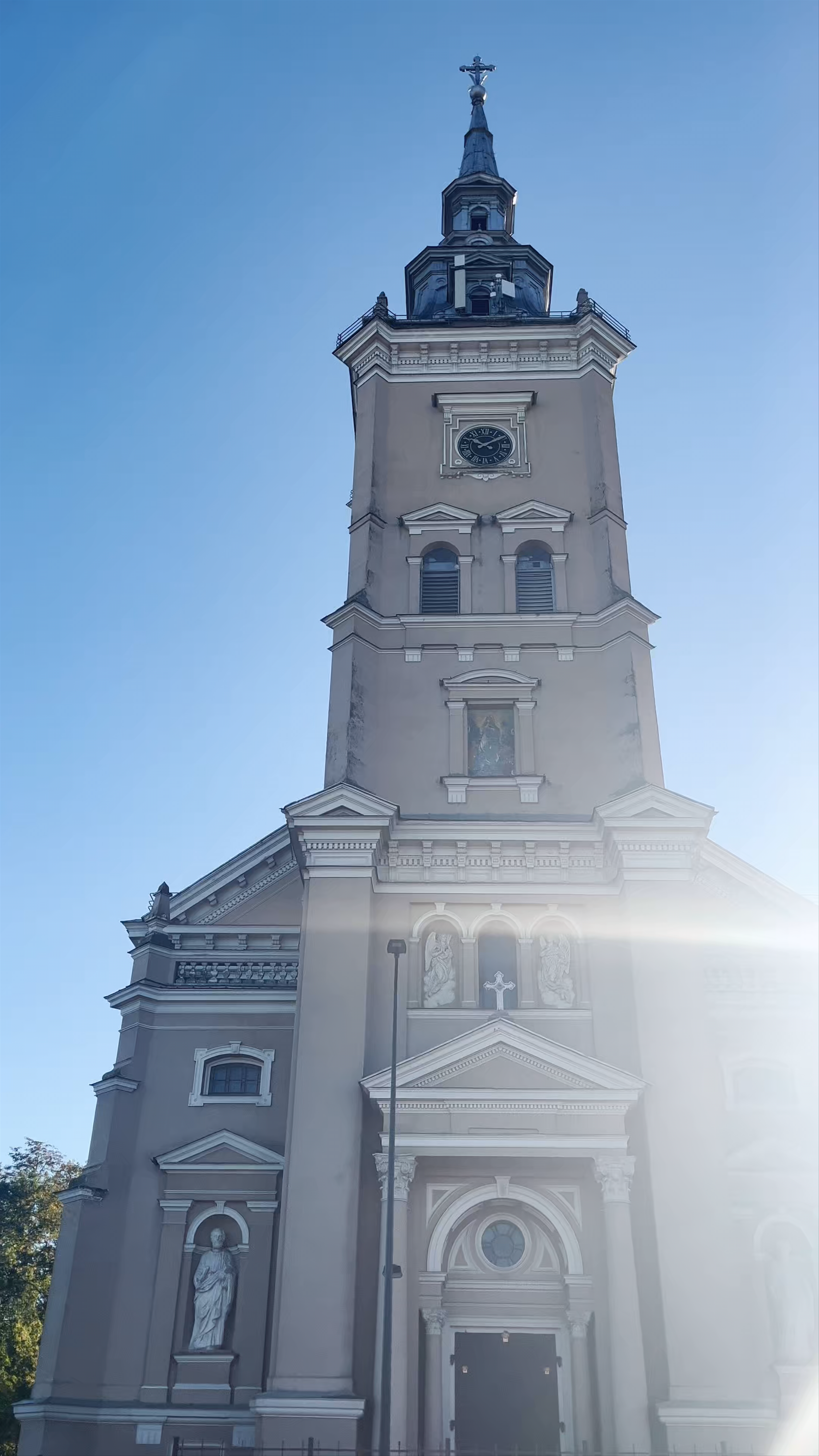 Joniškio Švč. Mergelės Marijos Ėmimo į dangų bažnyčia