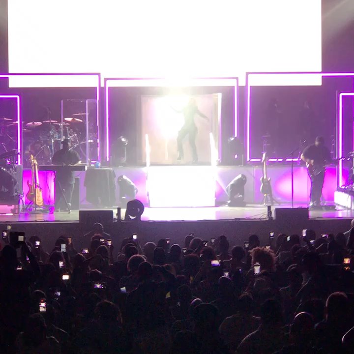 The Theater - MJB!...The one & only Mary J Blige at The Theater MGM!! - Bars Near Me - Oxon Hill, Maryland