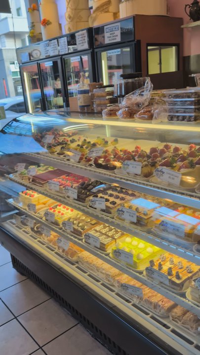 Pink Orchid - Bakeries Near Me - Los Angeles, California