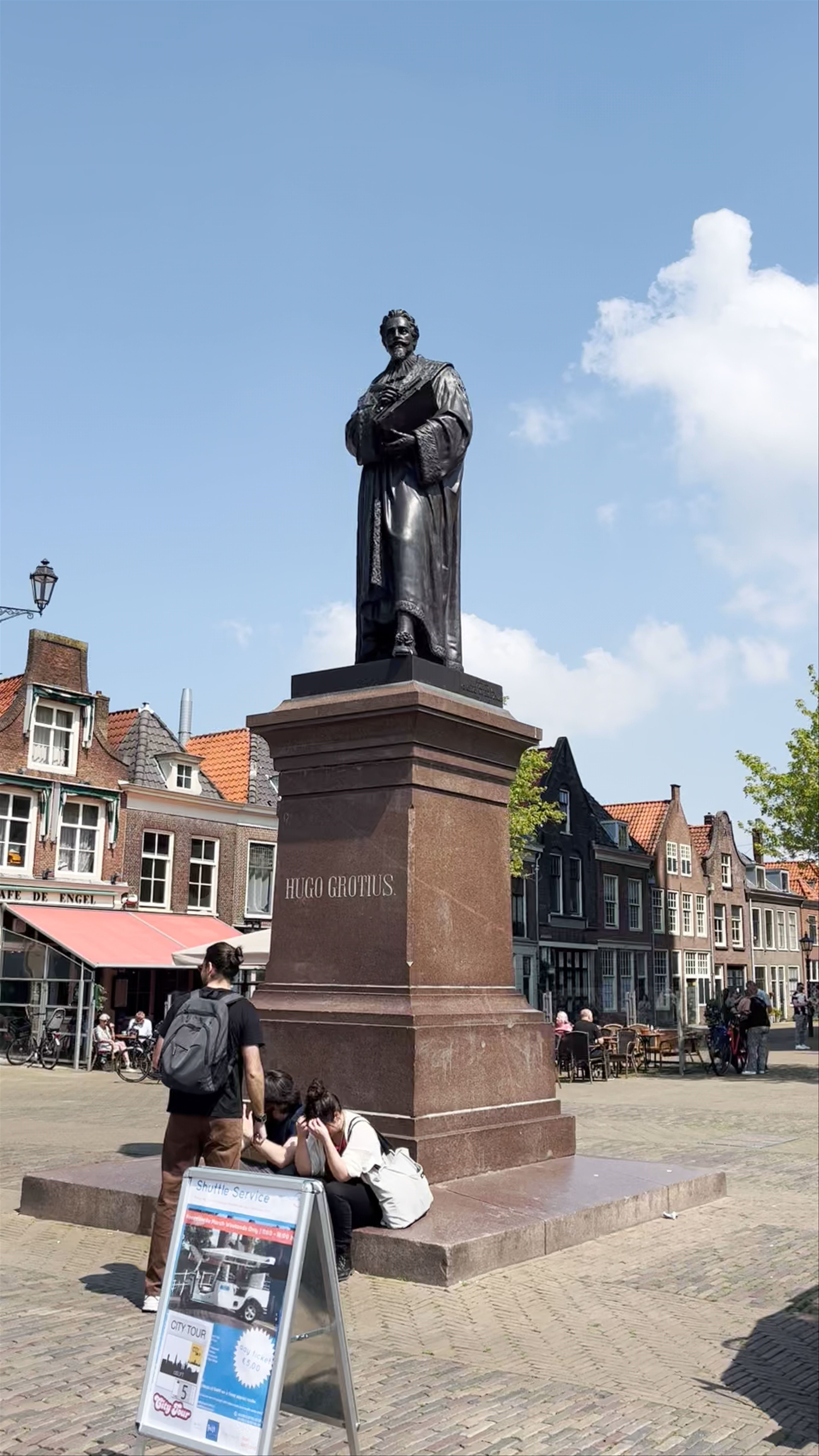 Hugo Grotius Statue at Markt, Delft - A Historic Gem in the Heart of the Netherlands