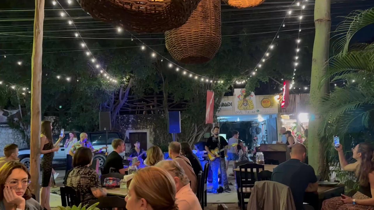 Kay Nah - Live band for dinner - Seafood Near Me - Tulum, ROO