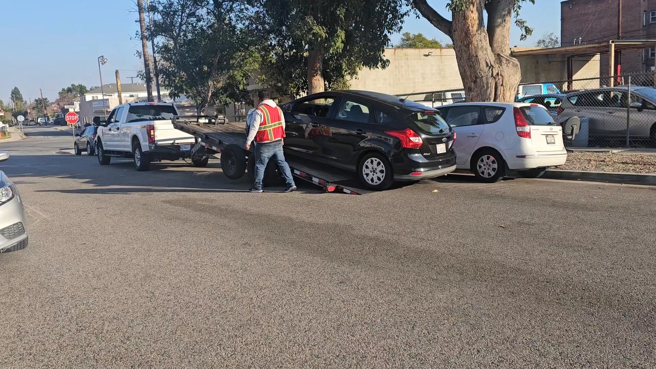 W-Towing - Towing Near Me - Burbank, California