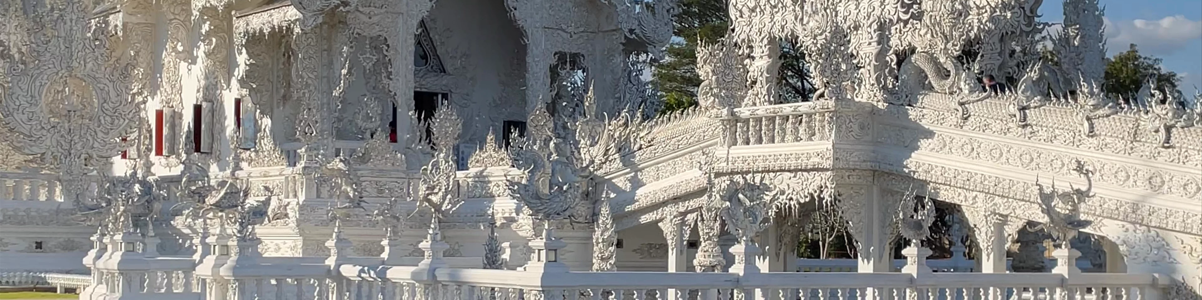 Wat Rong Khun - White Temple