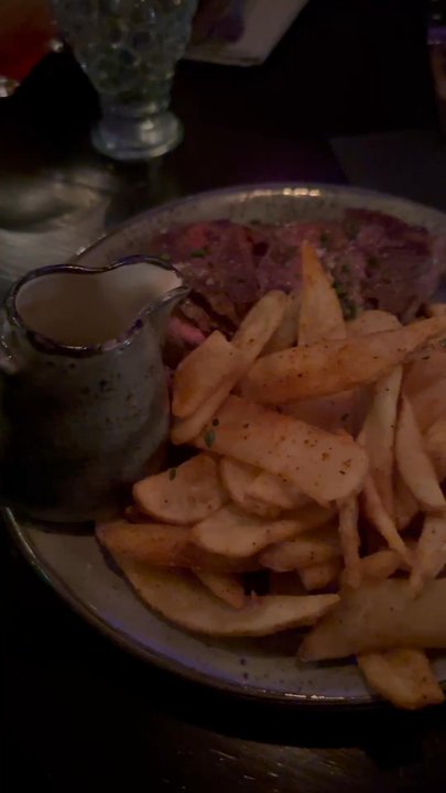 Kro Bar - Steak & Frites nope just skip this - Cocktail Bars Near Me - Bothell, Washington