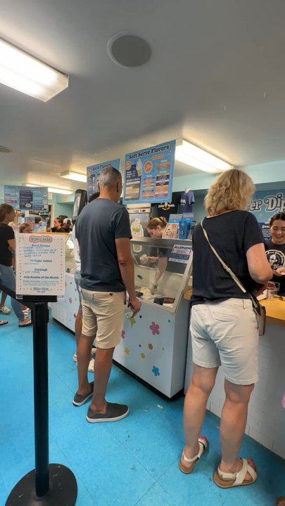 Skipper Dipper - Inside - Ice Cream & Frozen Yogurt Near Me - Long Beach Township, New Jersey