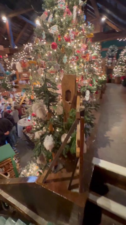 Pink Sleigh - Flowers & Gifts Near Me - Westbrook, Connecticut