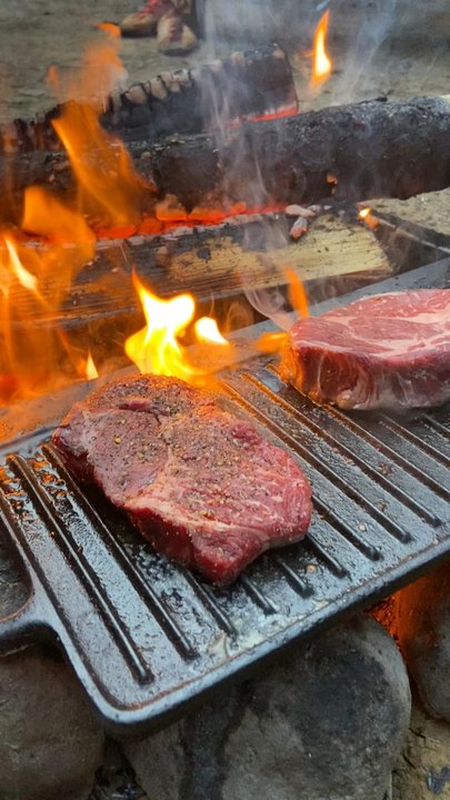 Boucherie Grinder - Juicy steaks - Butcher Near Me - Montreal, Quebec