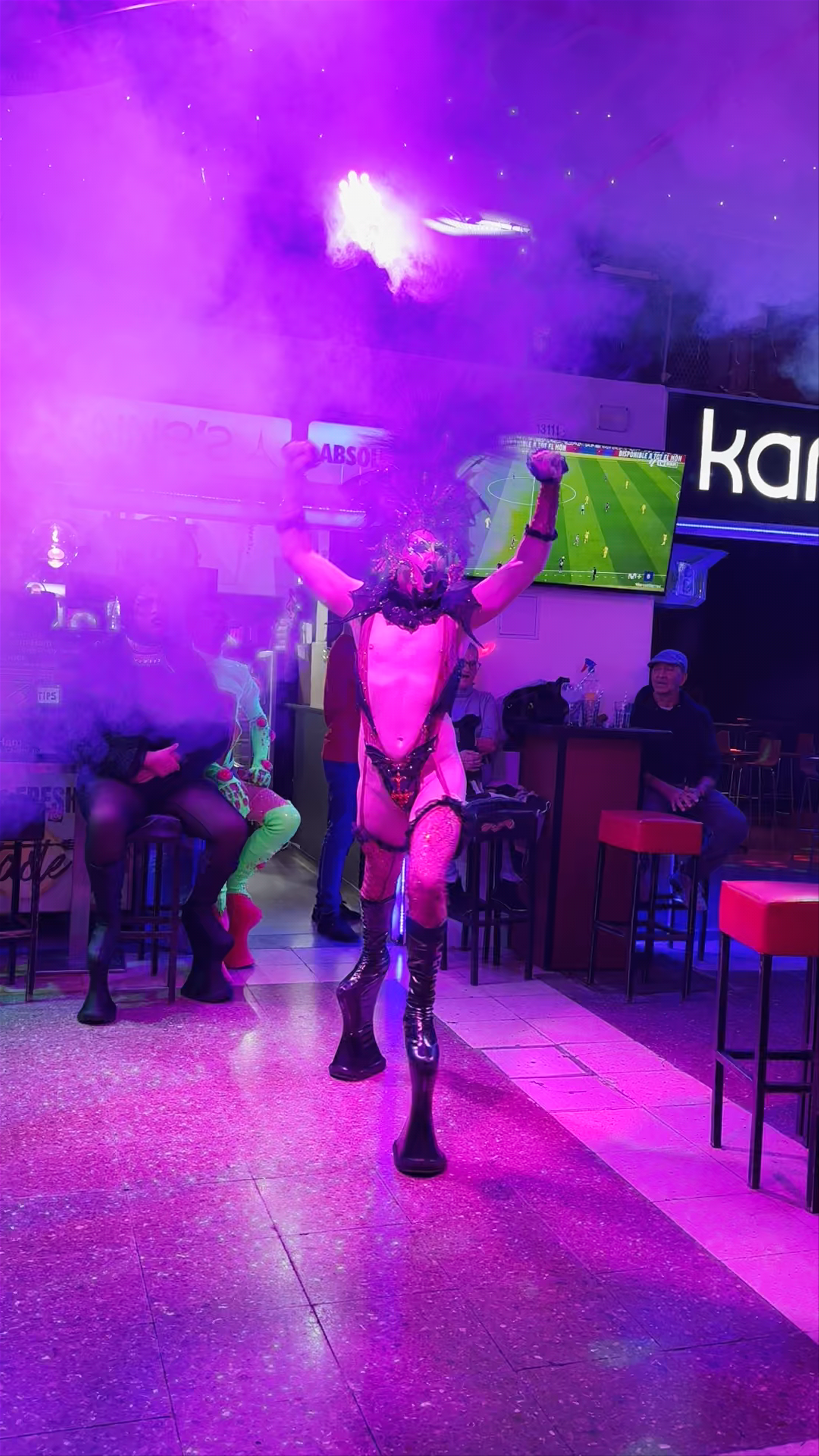 Bar Divinity