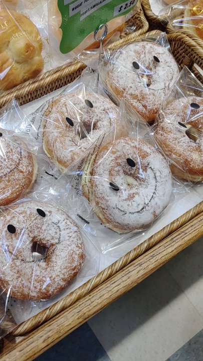 Le Pain Bakery - Bakeries Near Me - Chantilly, Virginia