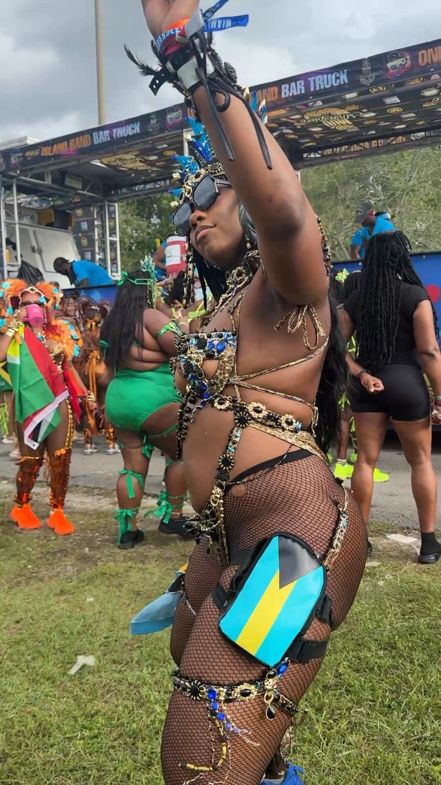 BAHAMA MAMA.........