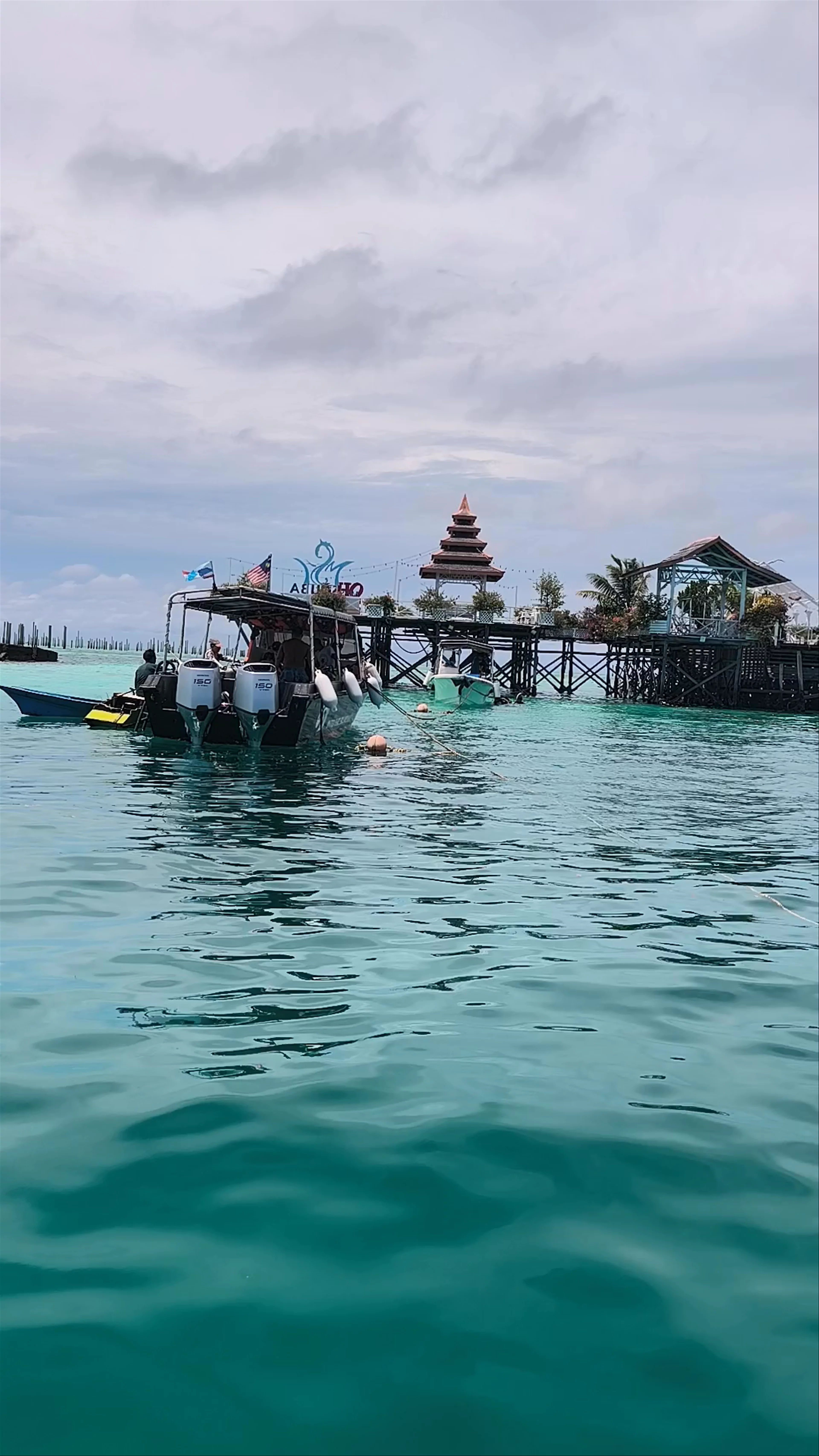 Halo Halo Semporna Travel Sdn Bhd, Jalan Bangau Bangau, Pekan Semporna
