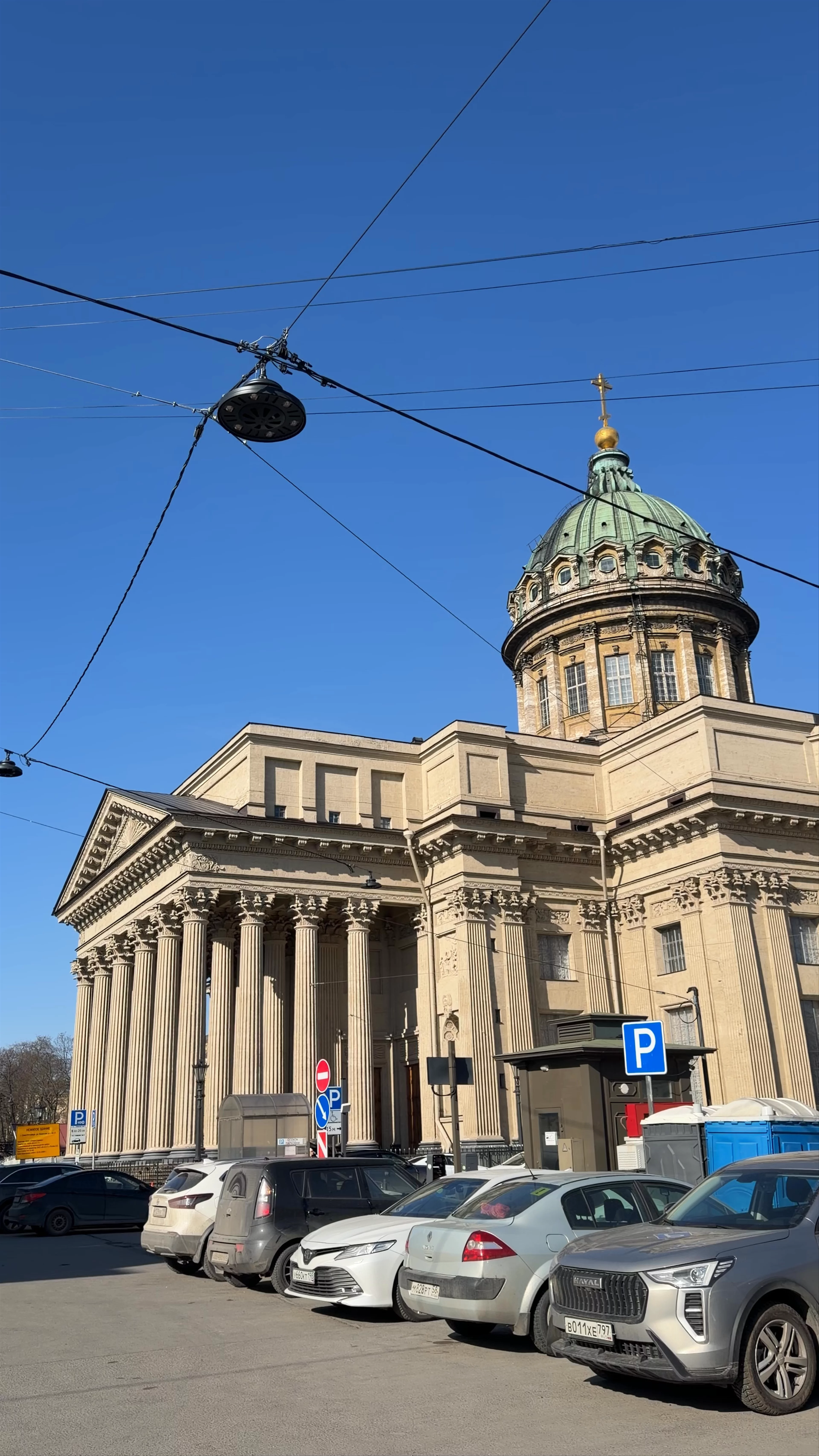 Kazan Cathedral, Kazan Square