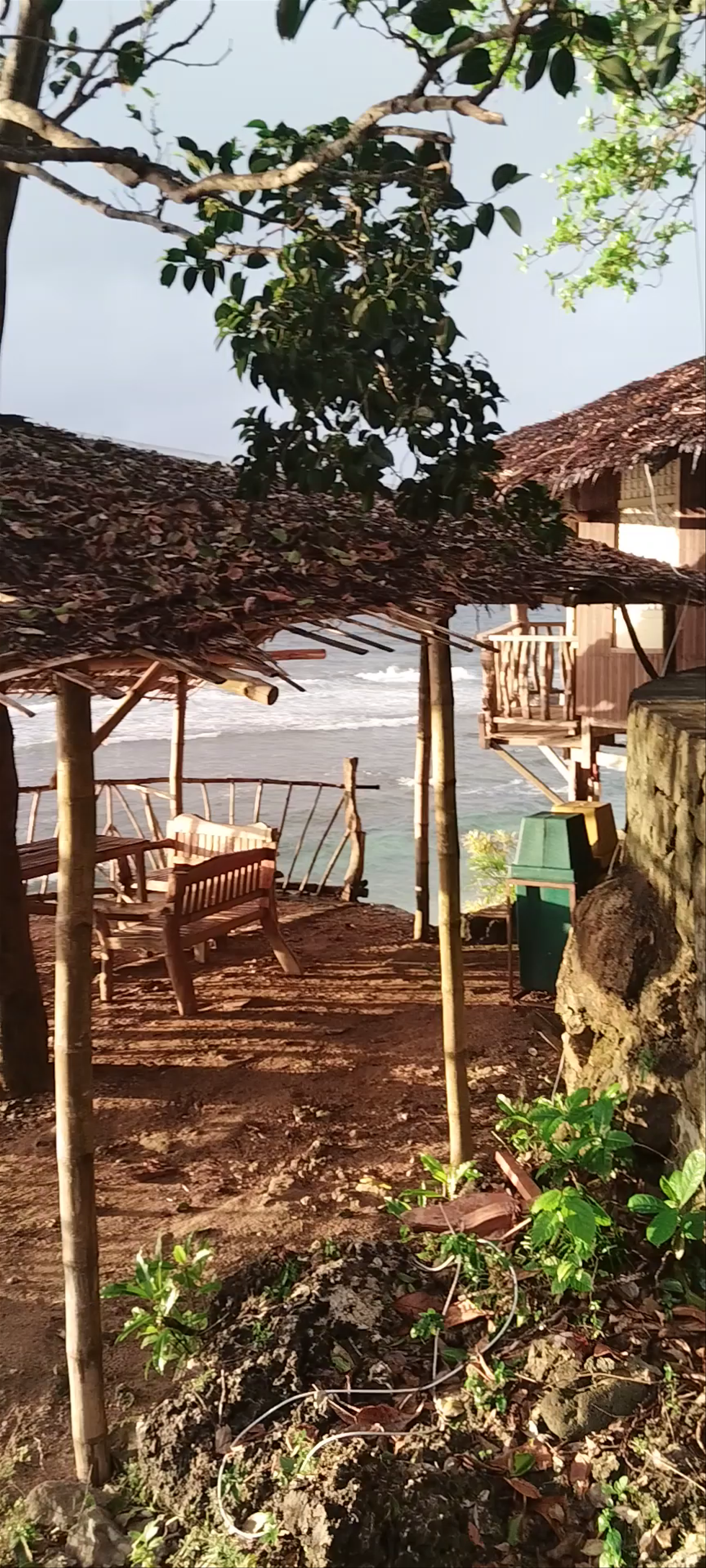 Bani Hidden Paradise Resort