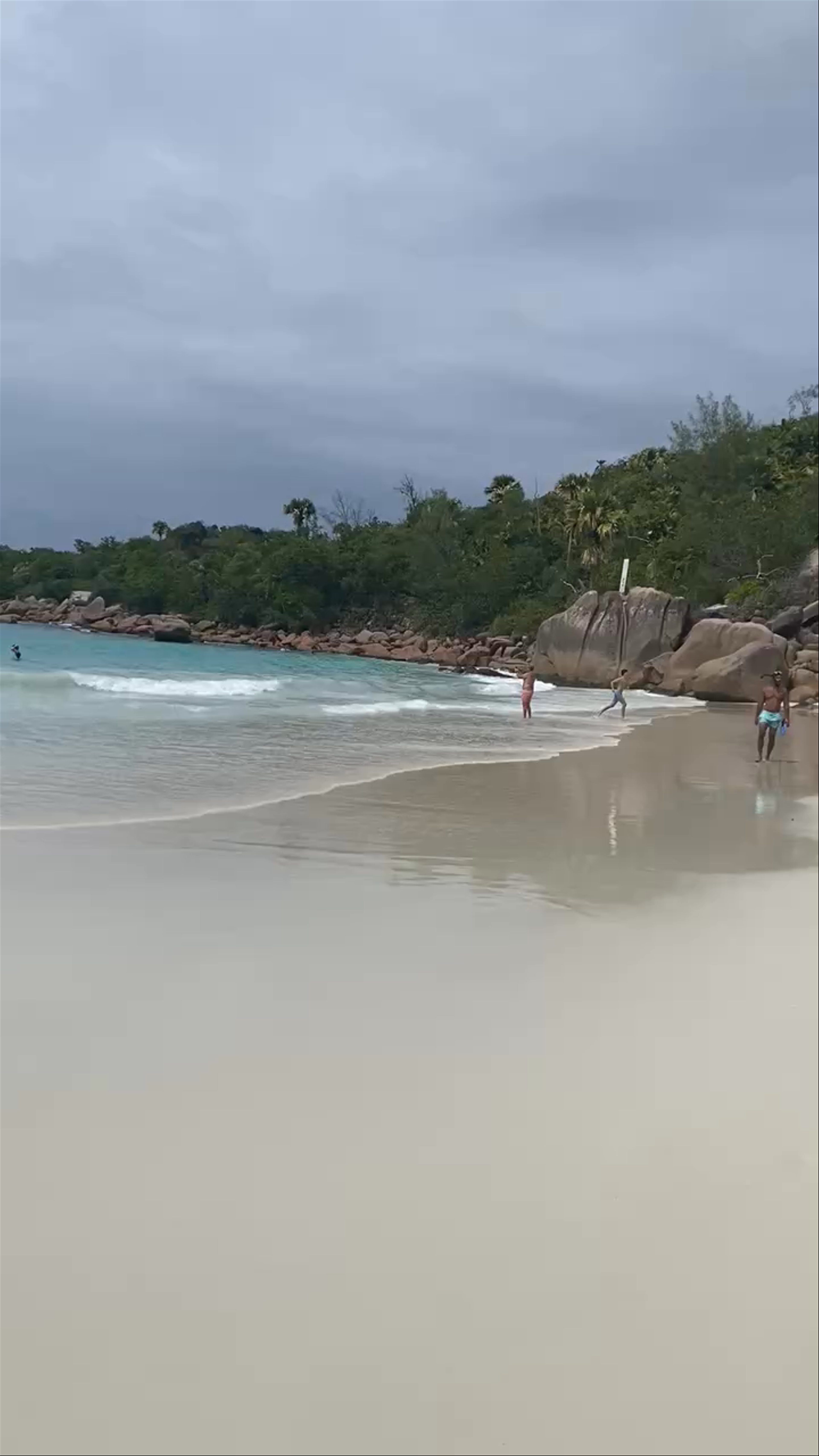 Anse Lazio
