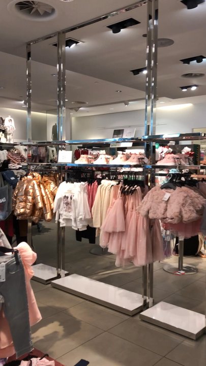 H&M - Women's Clothing Near Me - Costa Mesa, California