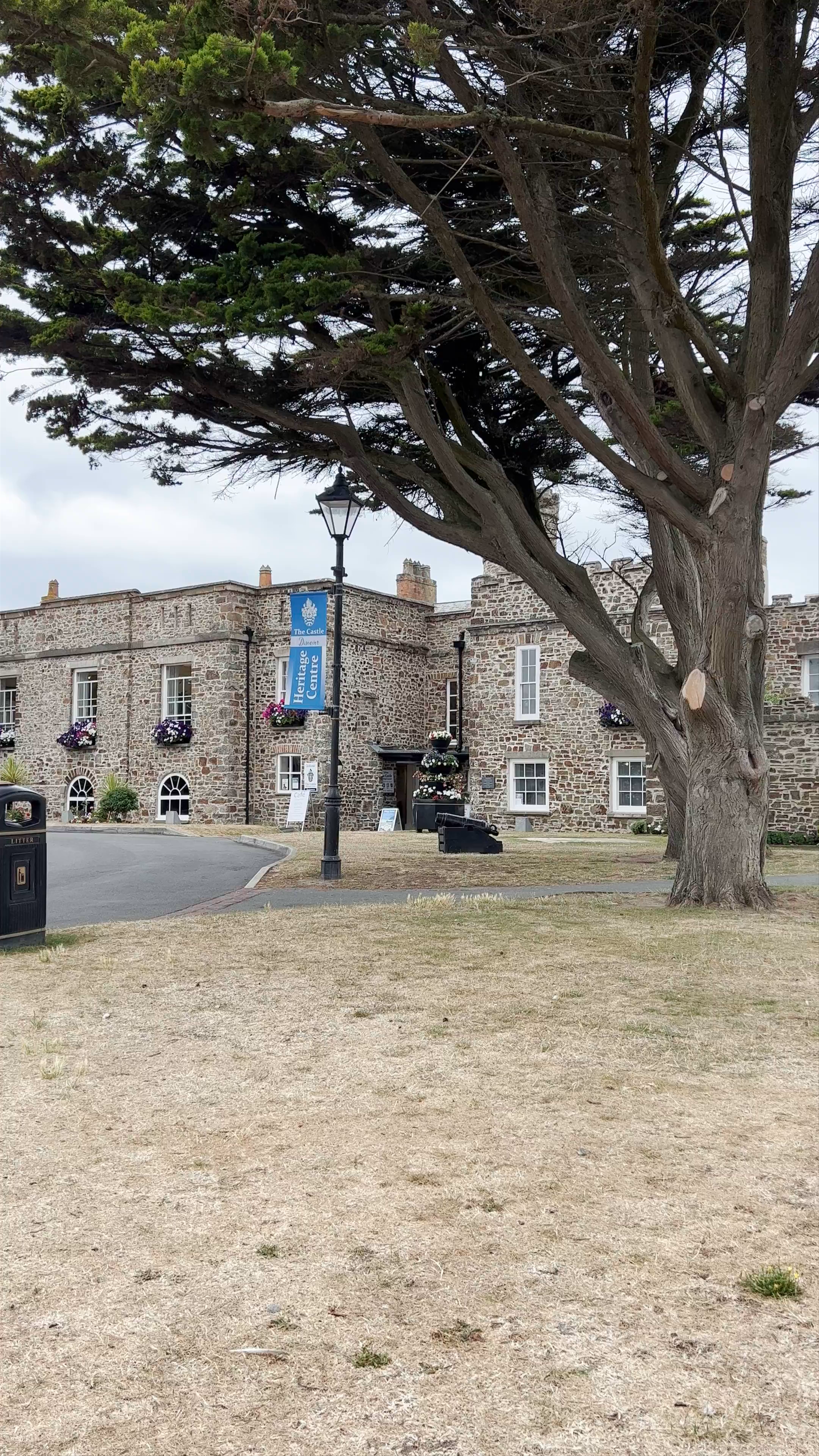 The Castle Bude: Historic Heritage and Coastal Charm in Cornwall
