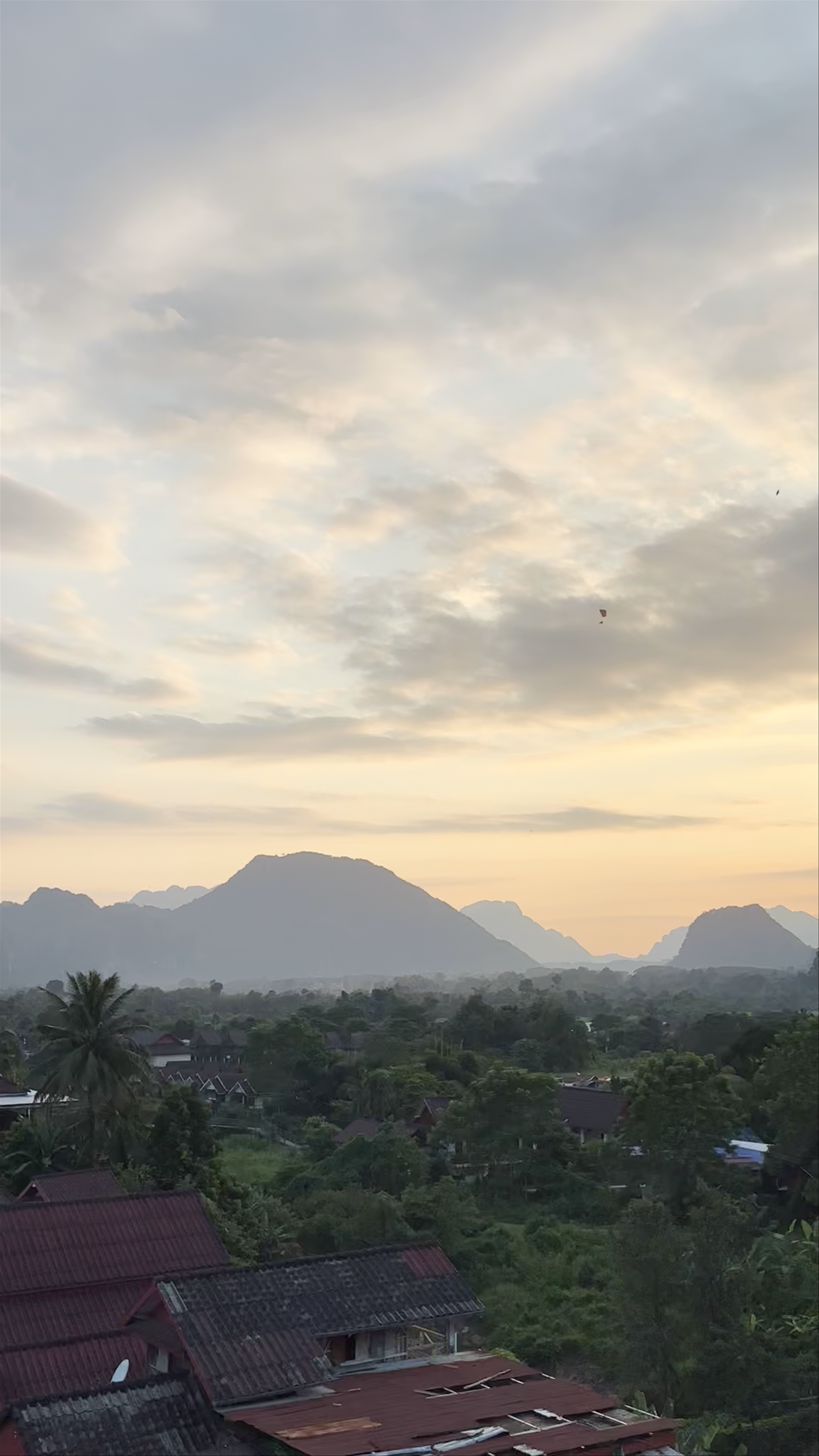 Bountang Mountain View Riverside Hotel