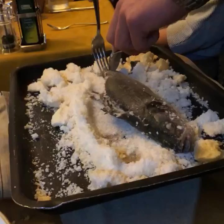 La Lanterna da Gas - My boyfriend got this delicious sea bass. Love how they presented it in front of you! - Venetian Near Me - Venezia, VE