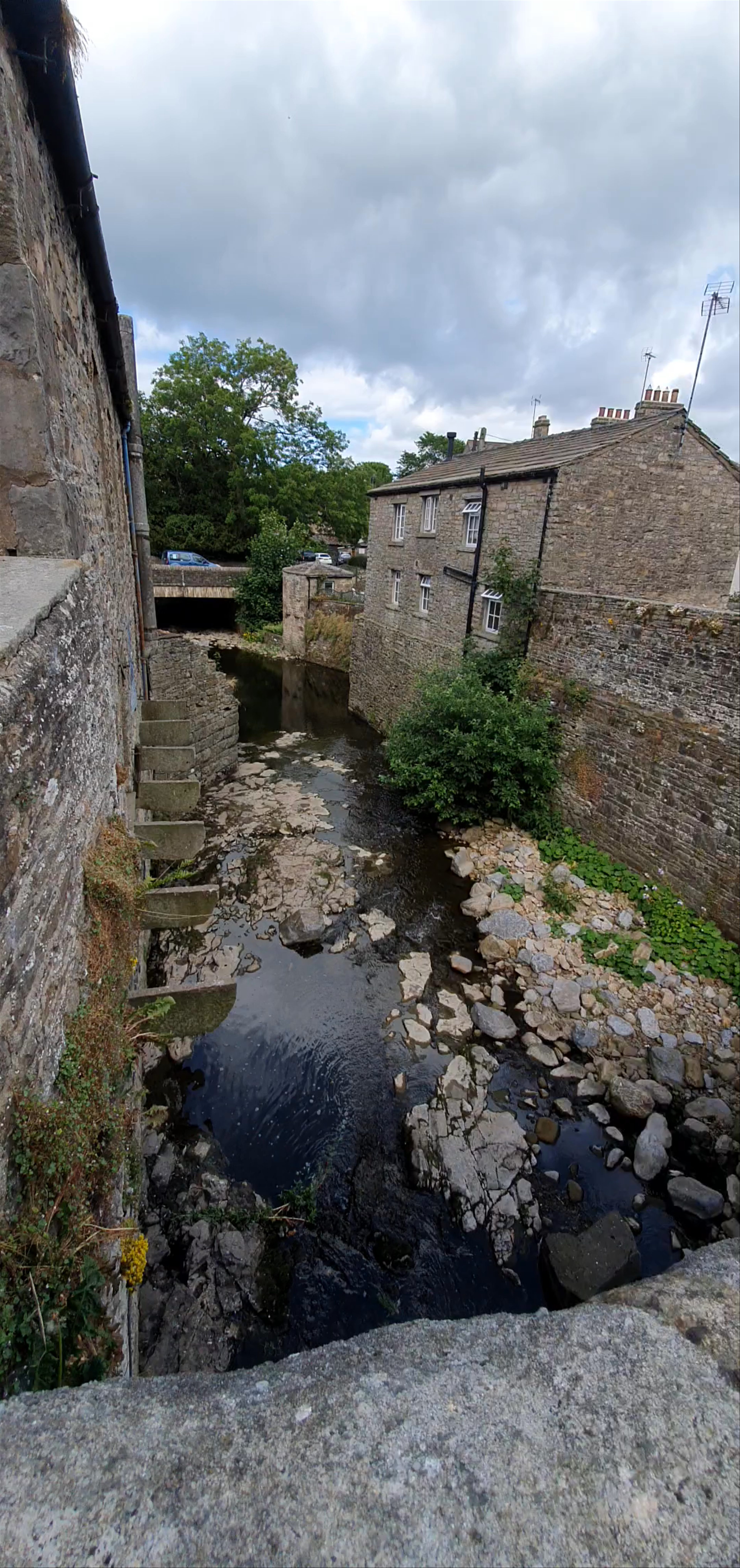 Hawes Club: Quaint Village Charm in the Yorkshire Dales