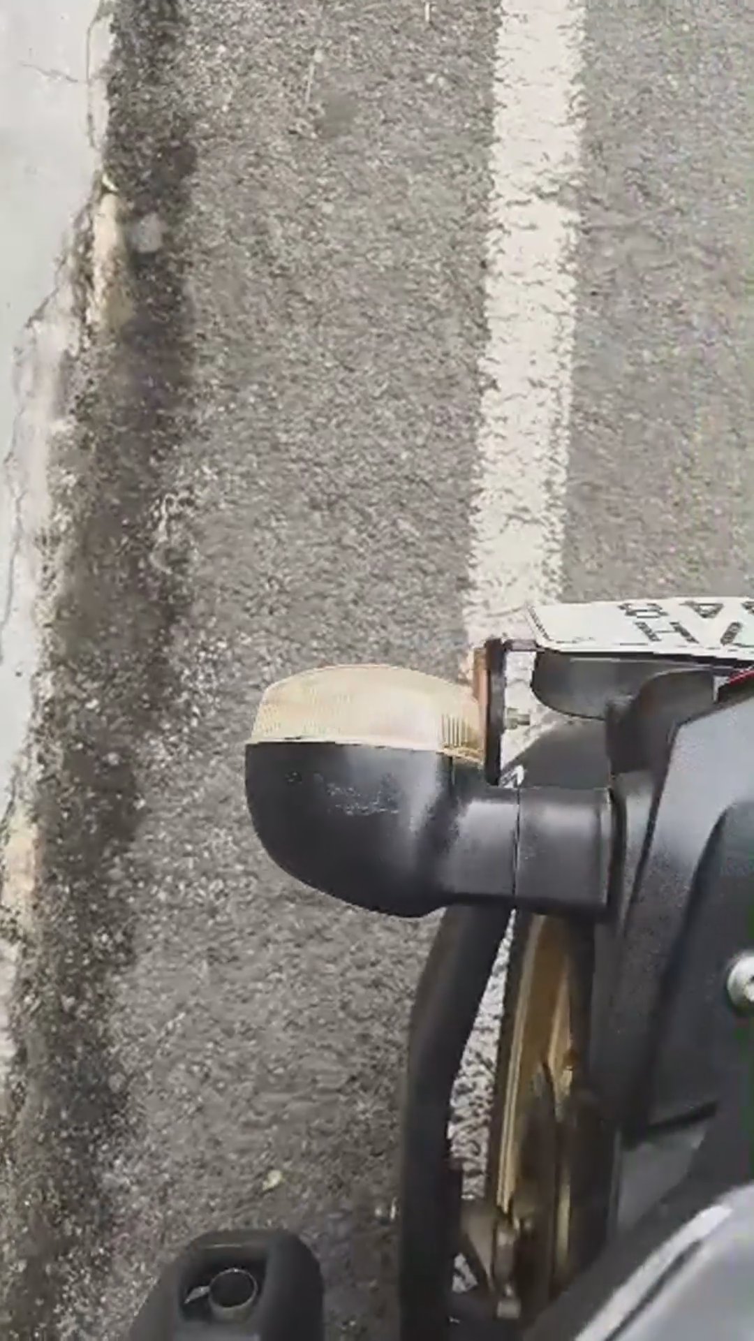 Walk-around video thumbnail