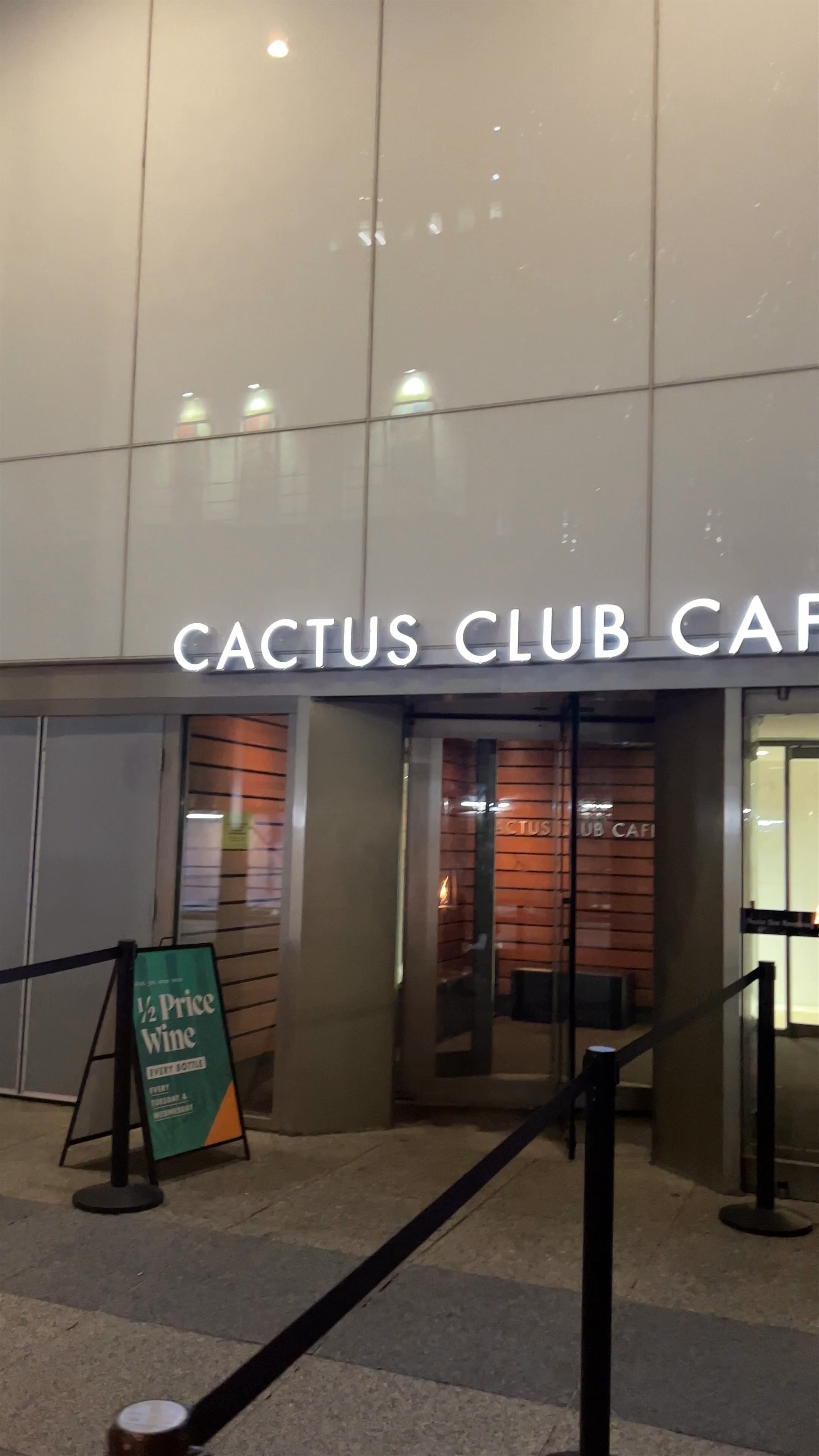 Cactus Club Cafe First Canadian Place