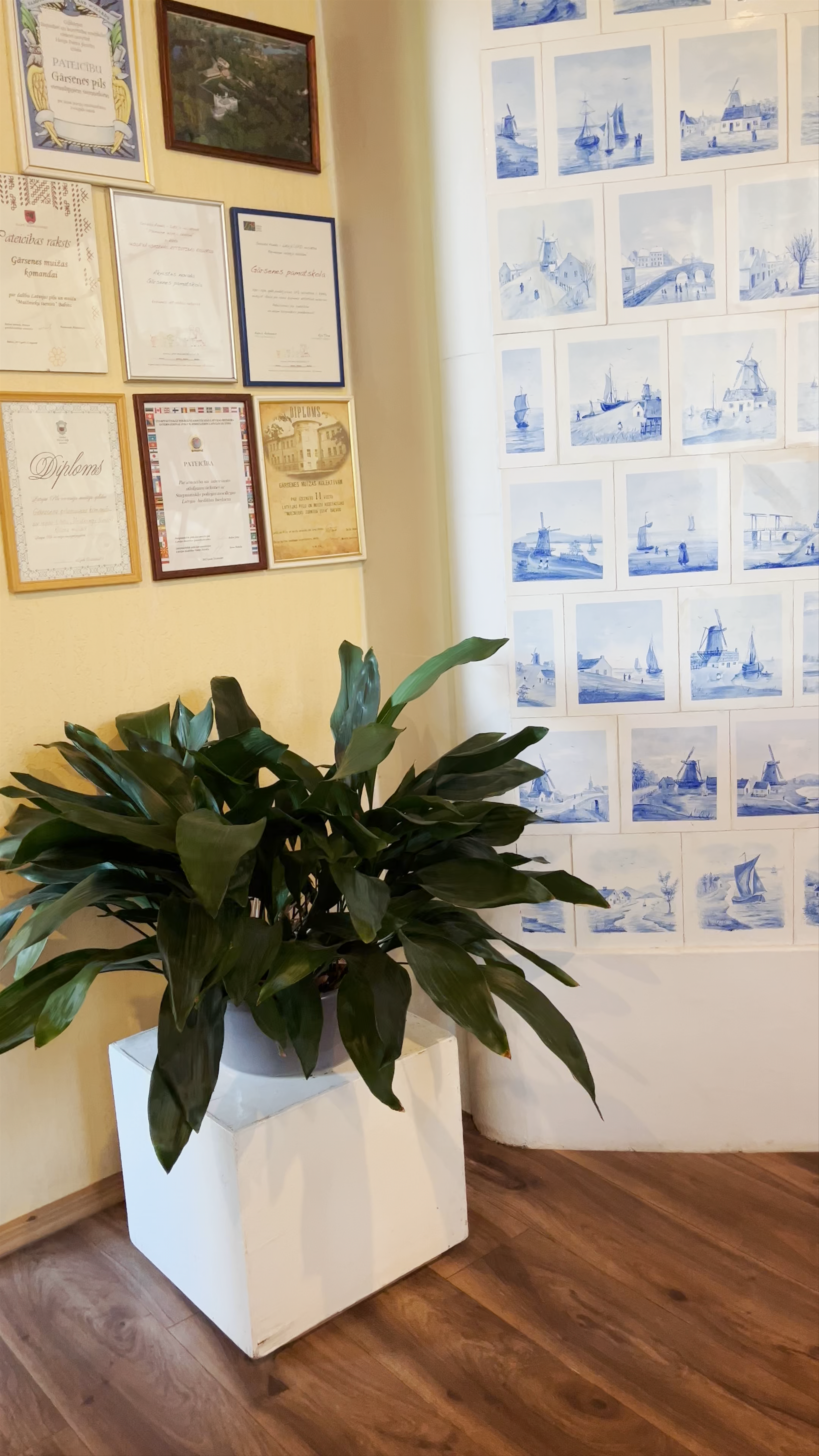 Gārsenes muižas pils