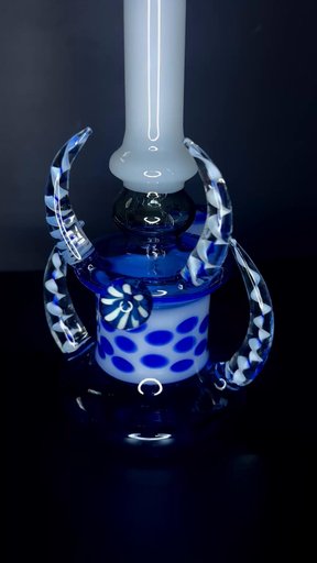 Preview pic of Blue Horned Bong