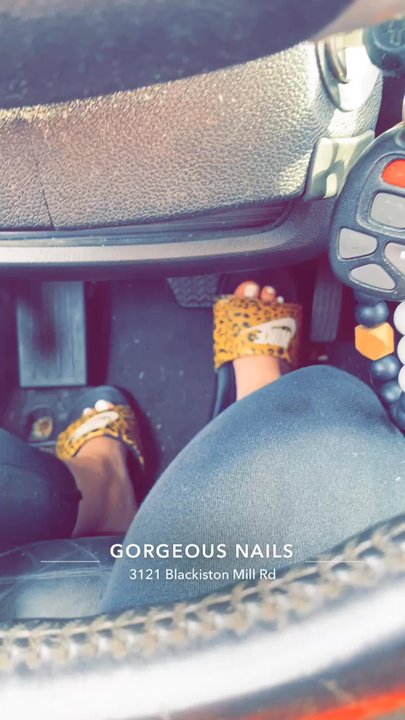 Gorgeous Nails - Nail Salons Near Me - New Albany, Indiana