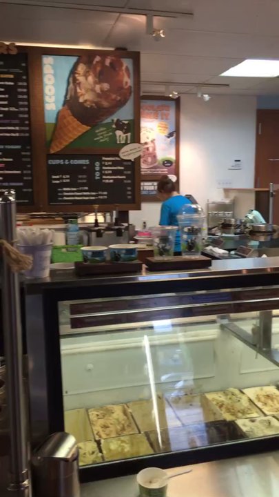 Ben & Jerry’s - Interior - IG: @nelson_eats - Ice Cream & Frozen Yogurt Near Me - Issaquah, Washington