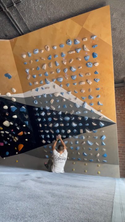 Benchmark Climbing - 2024 Moonboard v6 send - Rock Climbing Near Me - San Francisco, California