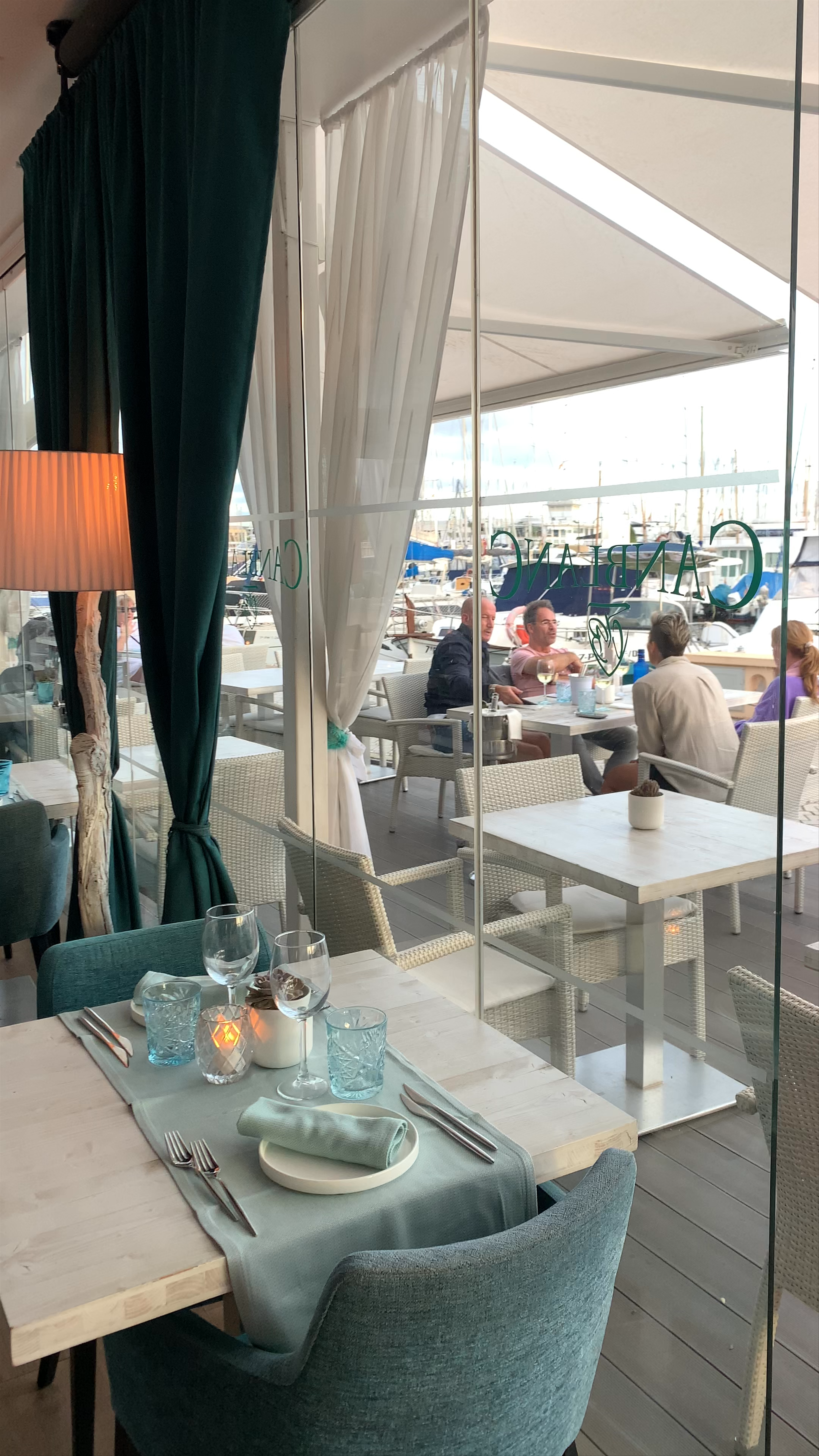 Cafe Canblanc
