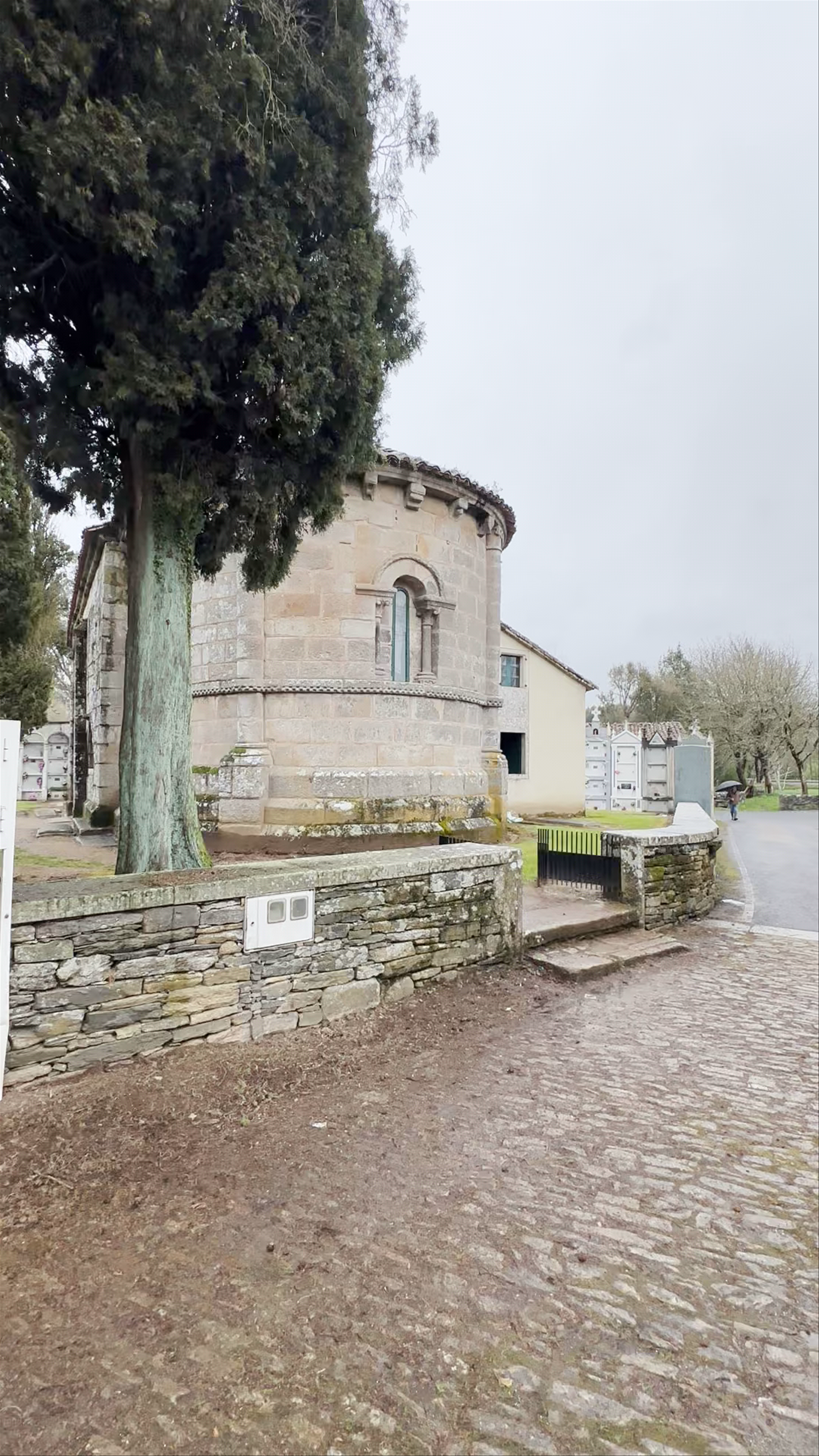 Igrexa de Santa María de Melide