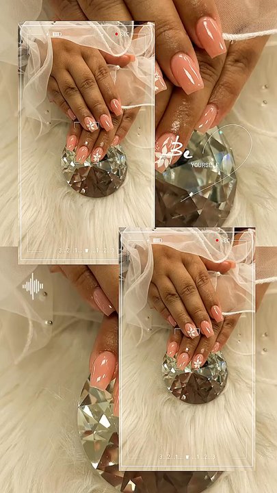 Hollywood Nails And Spa - Nail Salons Near Me - Riverside, California