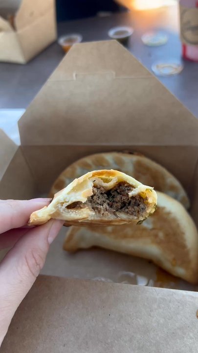 El Sanguchetto - Carne empanda - Bakeries Near Me - Paramount, California
