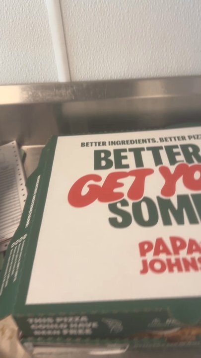 Papa Johns Pizza - Thin crust I didn't order - Pizza Near Me - Alabaster, Alabama