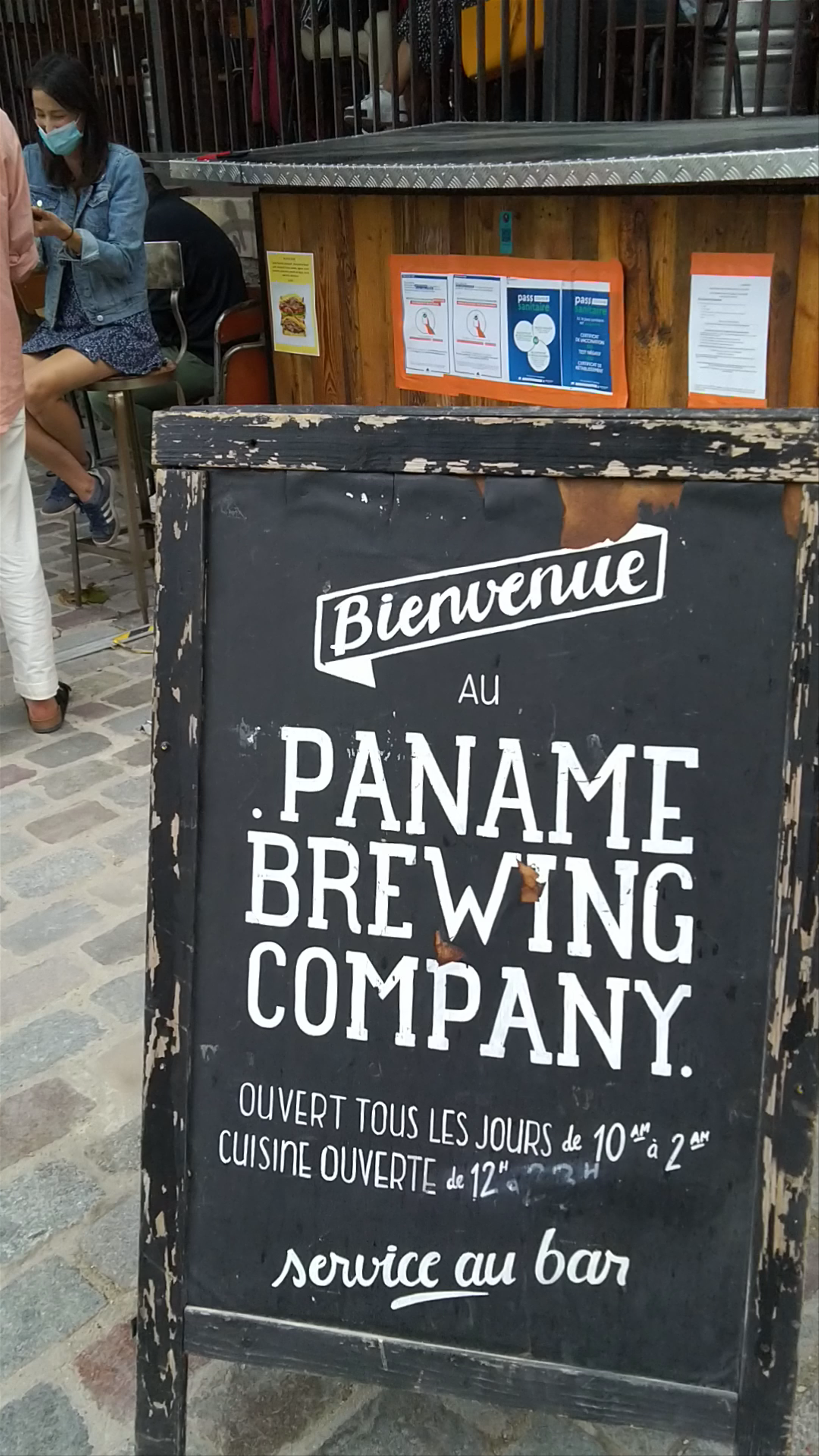 Paname Brewing Company: Vibrant Canal-Side Brewery Experience in Paris