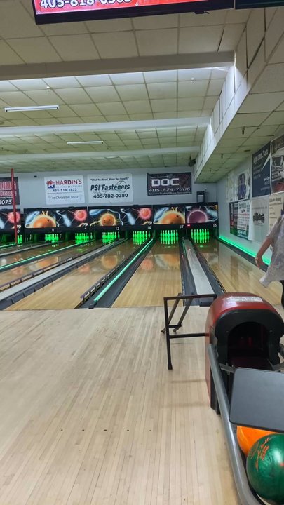 Bronco Bowl - Bowling Near Me - Mustang, Oklahoma