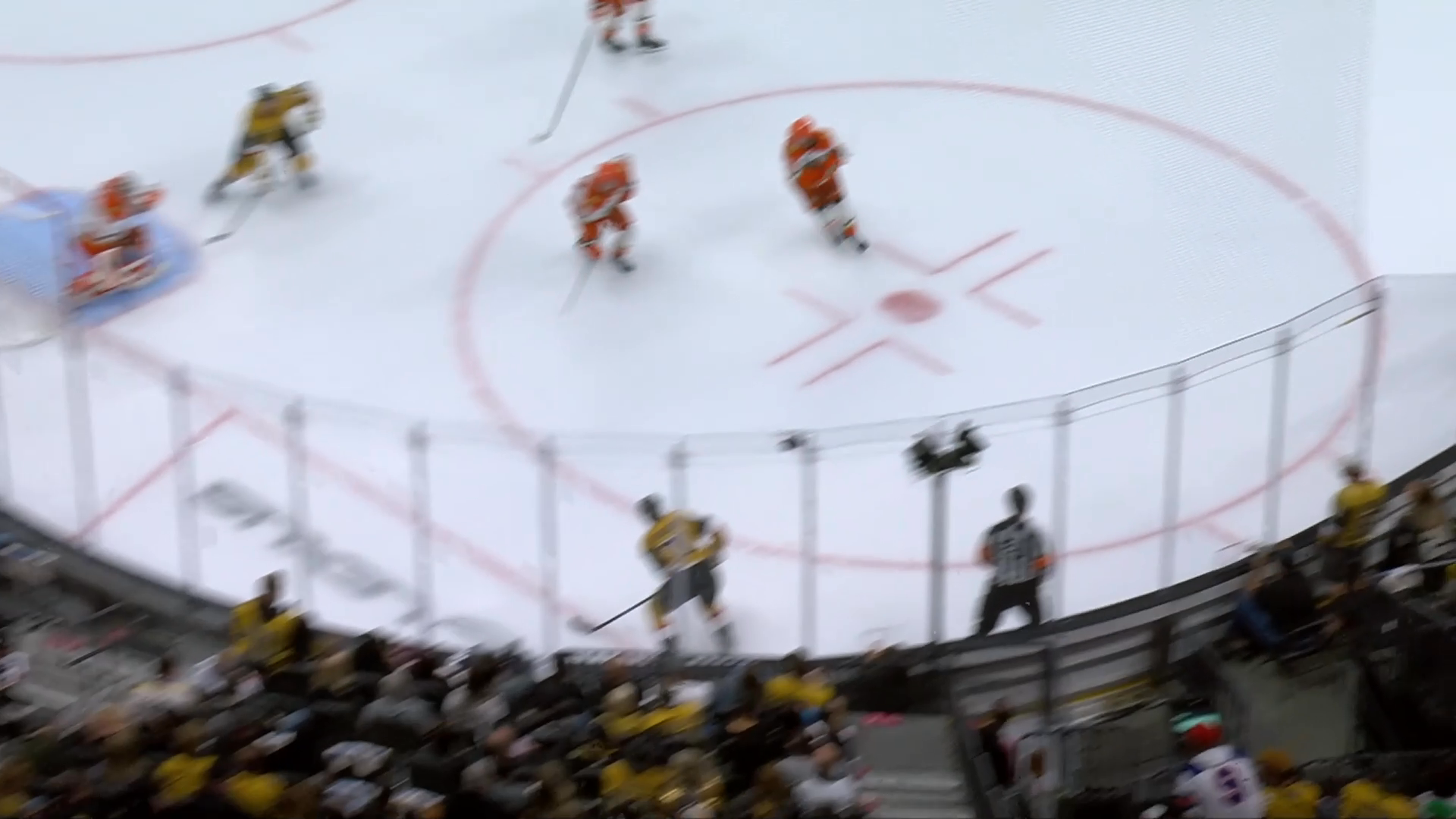 Carlsson's Stretch Pass Sends Sennecke in for Opener · Oct. 2, 2026