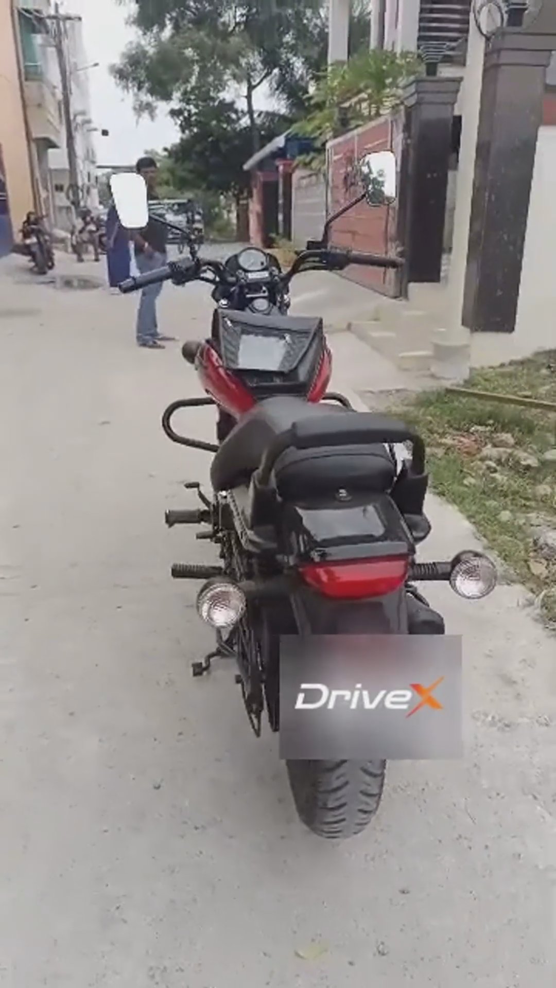 Walk-around video thumbnail