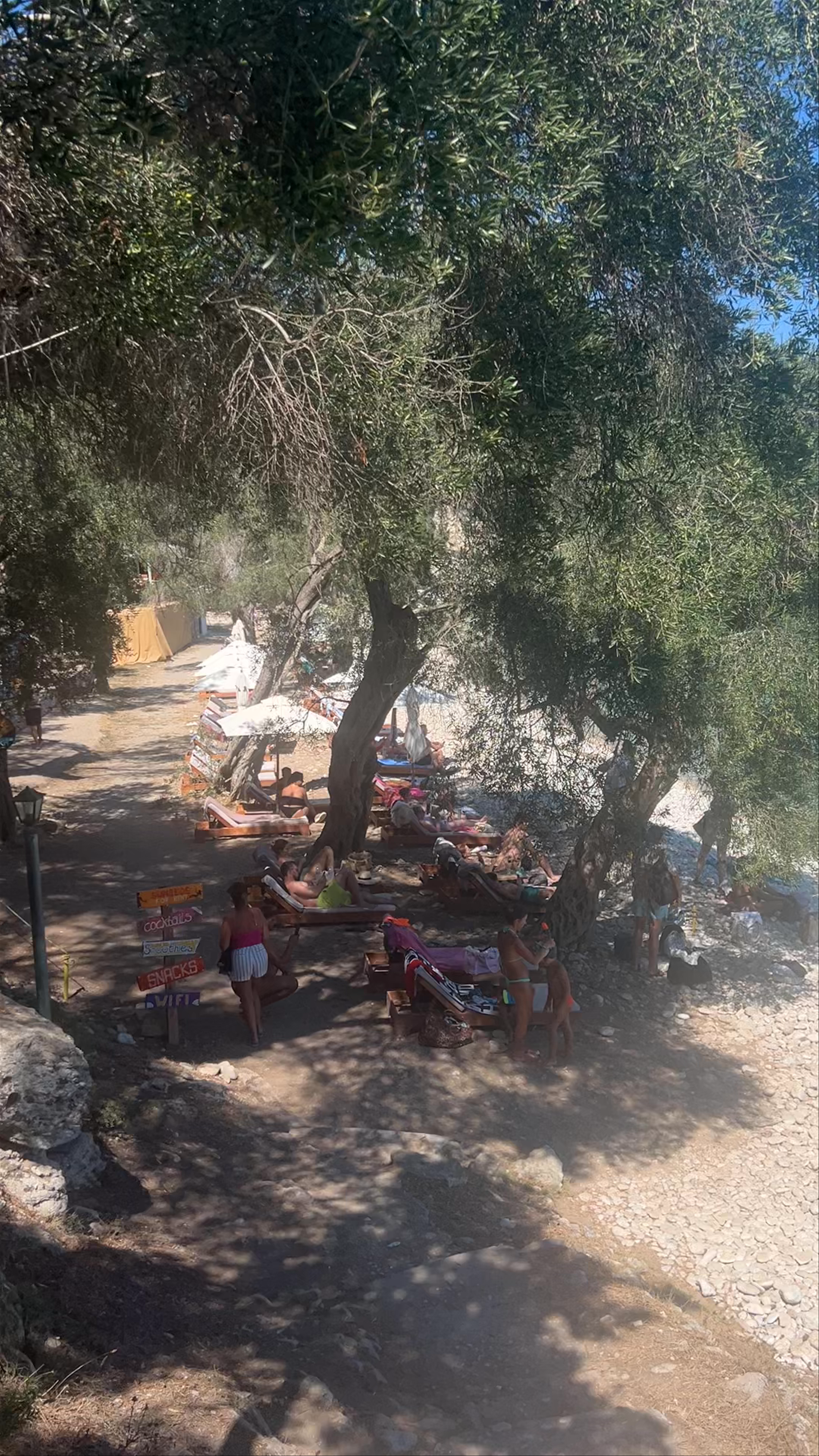 Harami Beach Bar Restaurant: Seaside Haven in Lakka, Corfu
